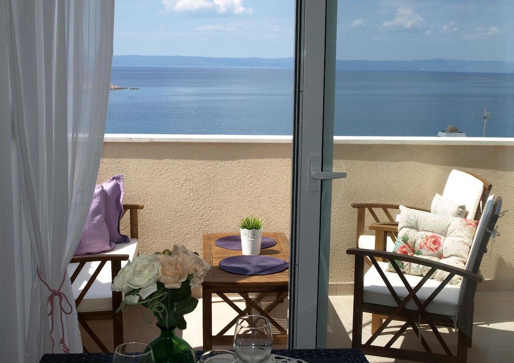 Apartments Issa Makarska Zimmer foto
